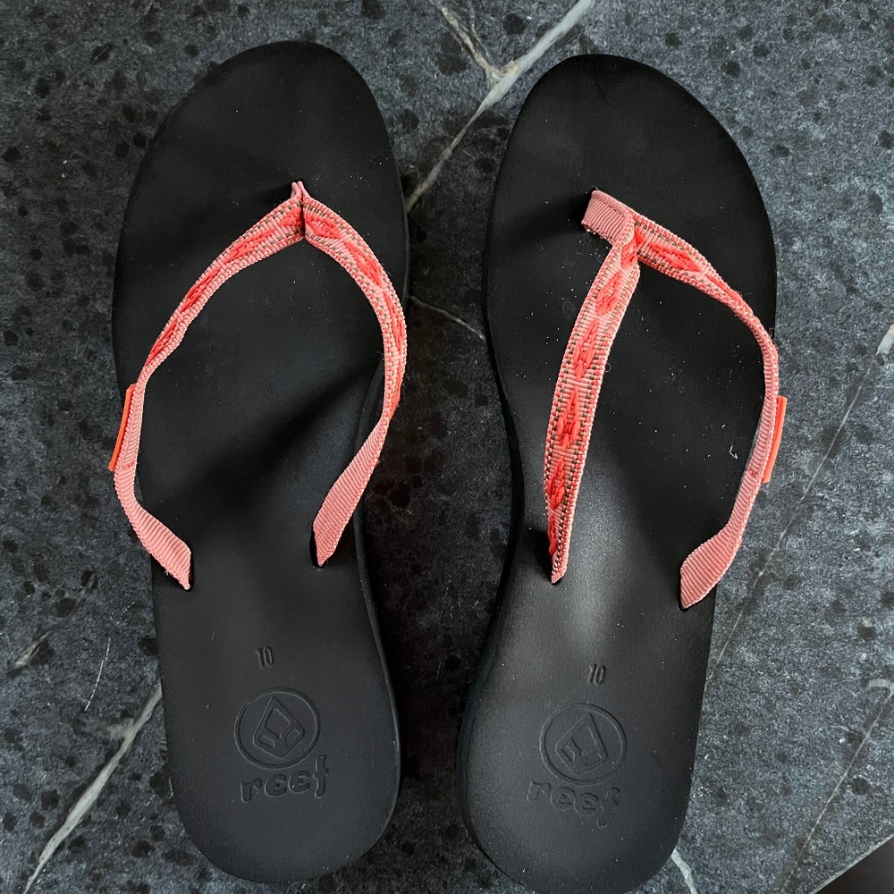 Reef Flip Flops Sandals Thongs Women's Size 10 Orange/black
